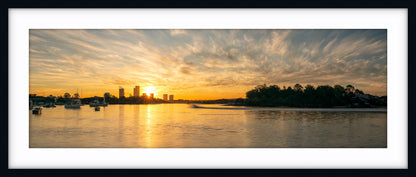 Golden Stillness, Breakfast Point