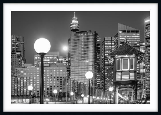 Full Moon Rising Pyrmont