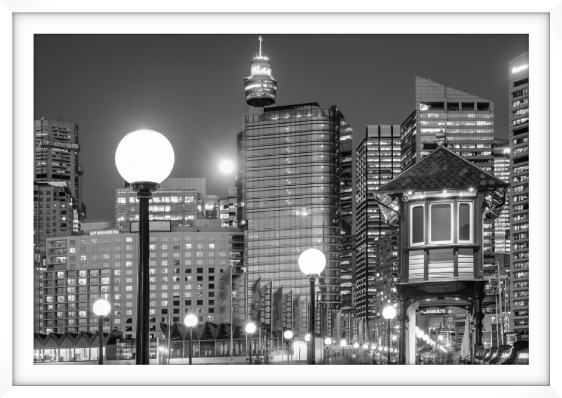 Full Moon Rising Pyrmont